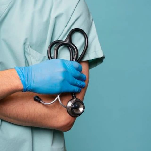 خدمات پکیج تبلیغاتی پزشکی با طراحی سفارشی